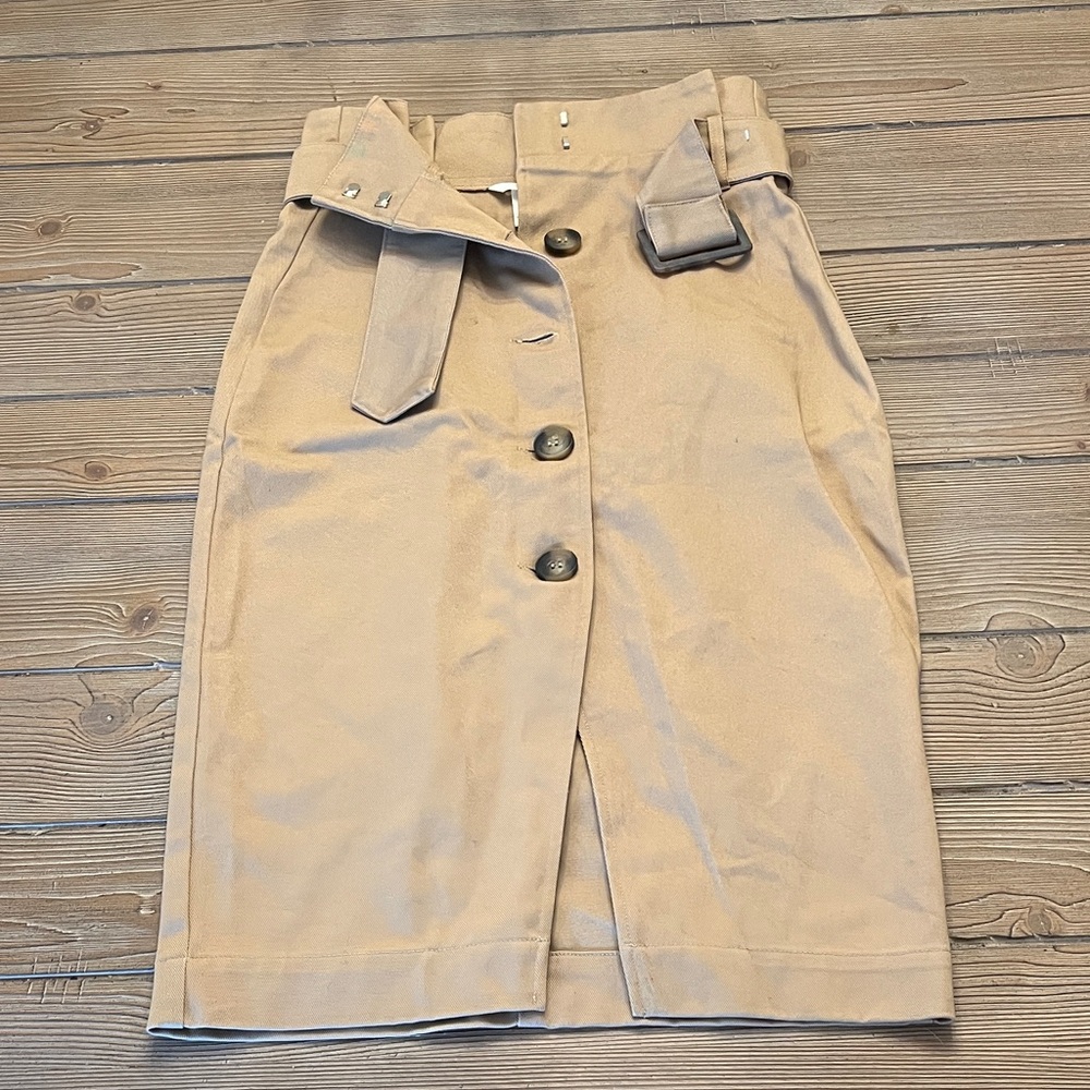 H&M Beige Button-Front Pencil Skirt